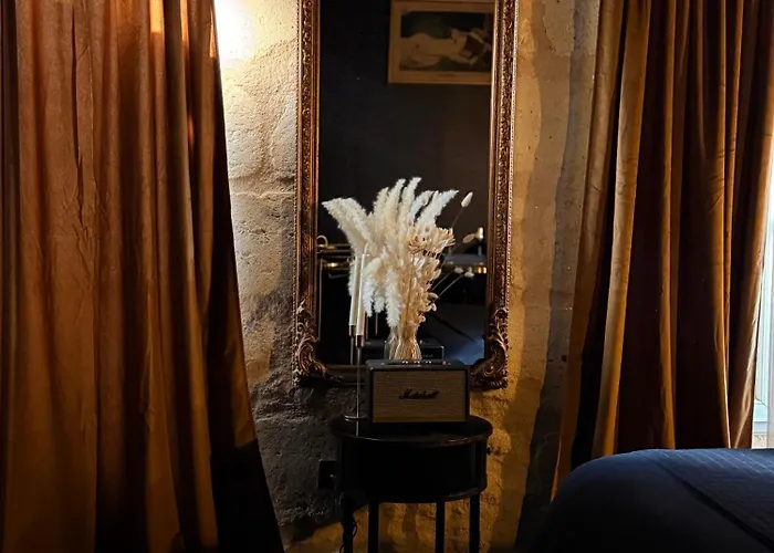 Les Secrets De Marie-astrid, Apartmán